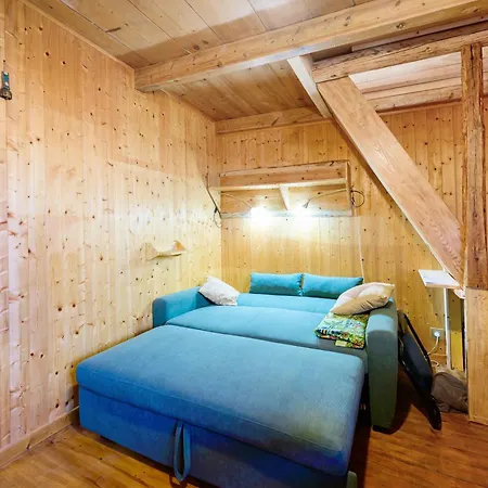 Petit Chez Gaston Chalet